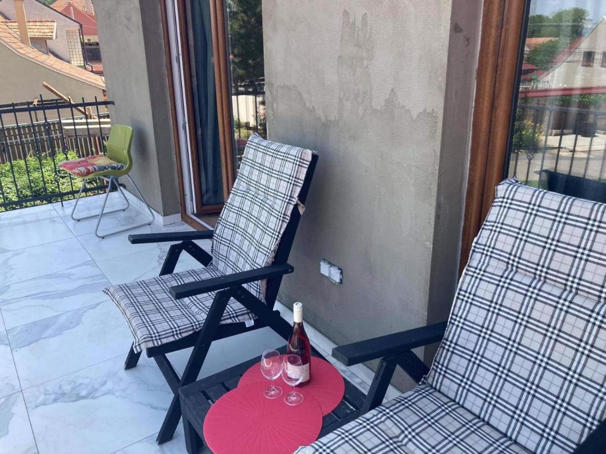 Prazdninovy Dum Na Palave S Vinnym Sklepem Milovice  Εξωτερικό φωτογραφία